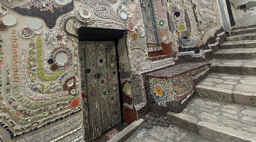 Forenza, il borgo dei templari dove l’arte contemporanea dialoga con la storia